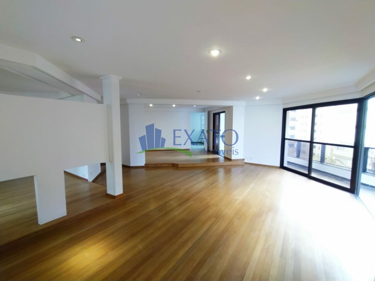 Apartamento, 4 quartos, 250 m² - Foto 2