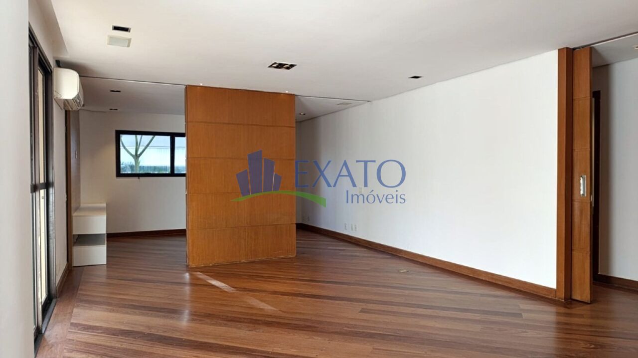 Apartamento, 3 quartos, 198 m² - Foto 2