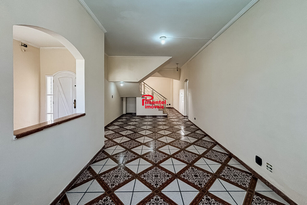 Sobrado para Locação - Boqueirão