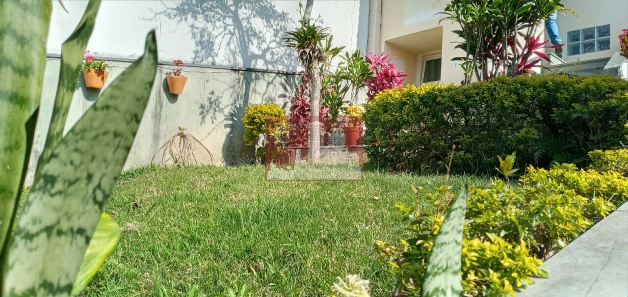 Casa Térrea para Venda - Vila Rosa
