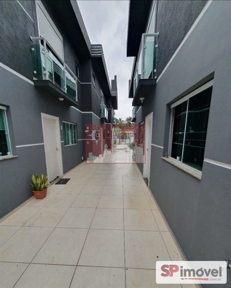 Condomínio para Venda - Horto Florestal