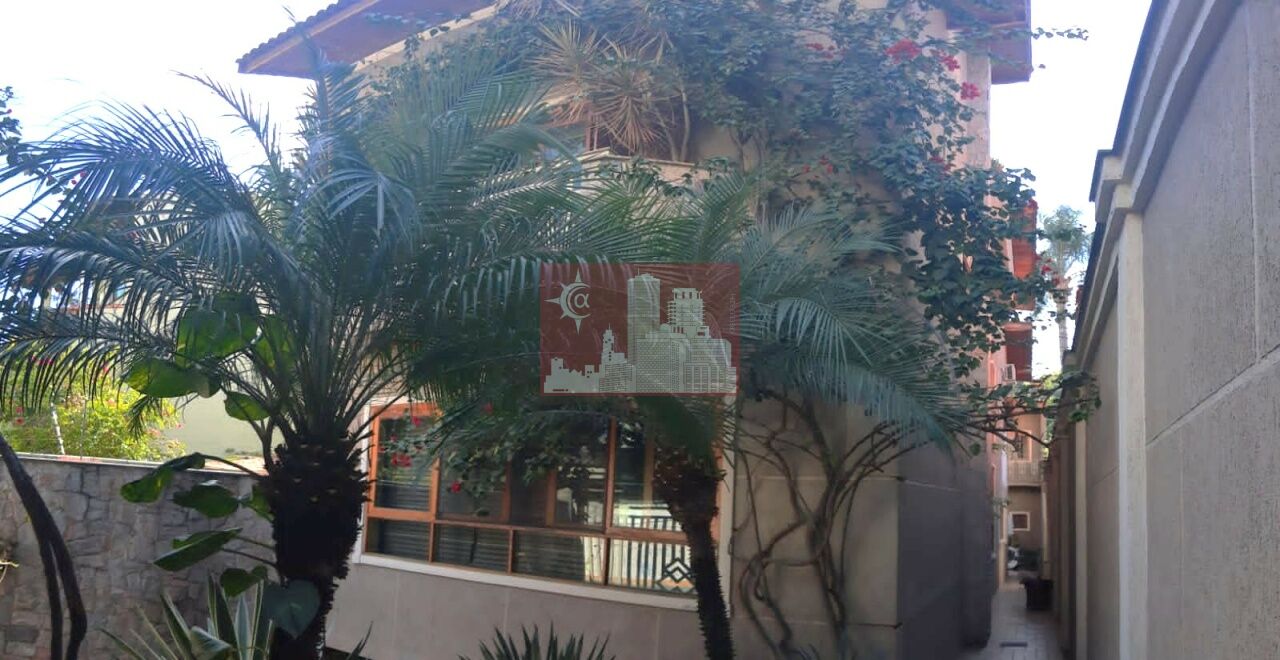 Sobrado para Venda - Conjunto Residencial Santa Terezinha