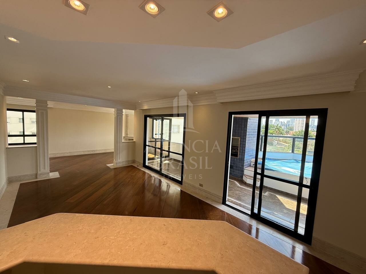 Apartamento para Venda - Cidade Monções