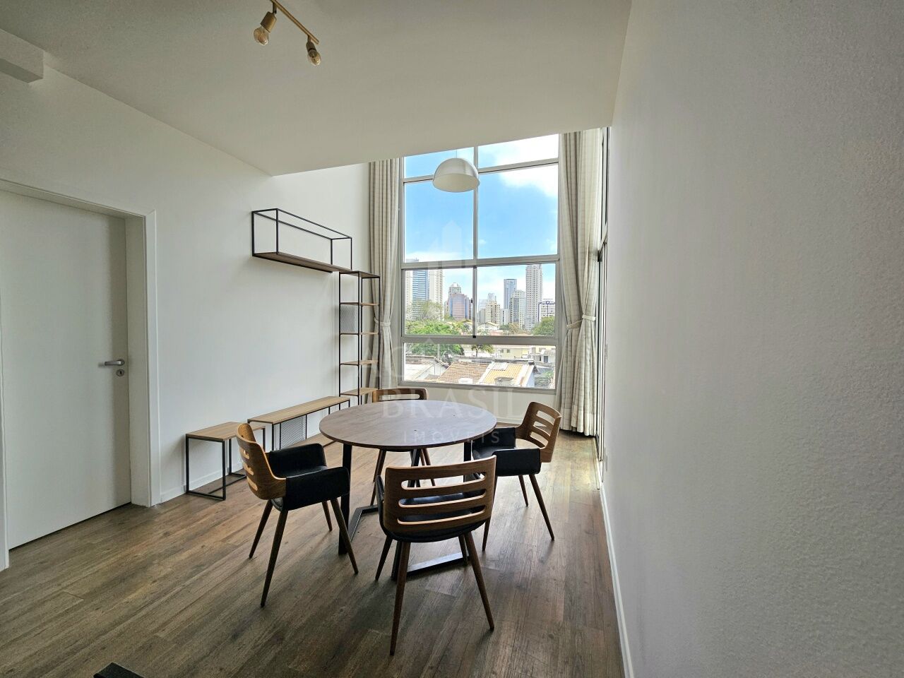 Cobertura para Venda - Cidade Monções