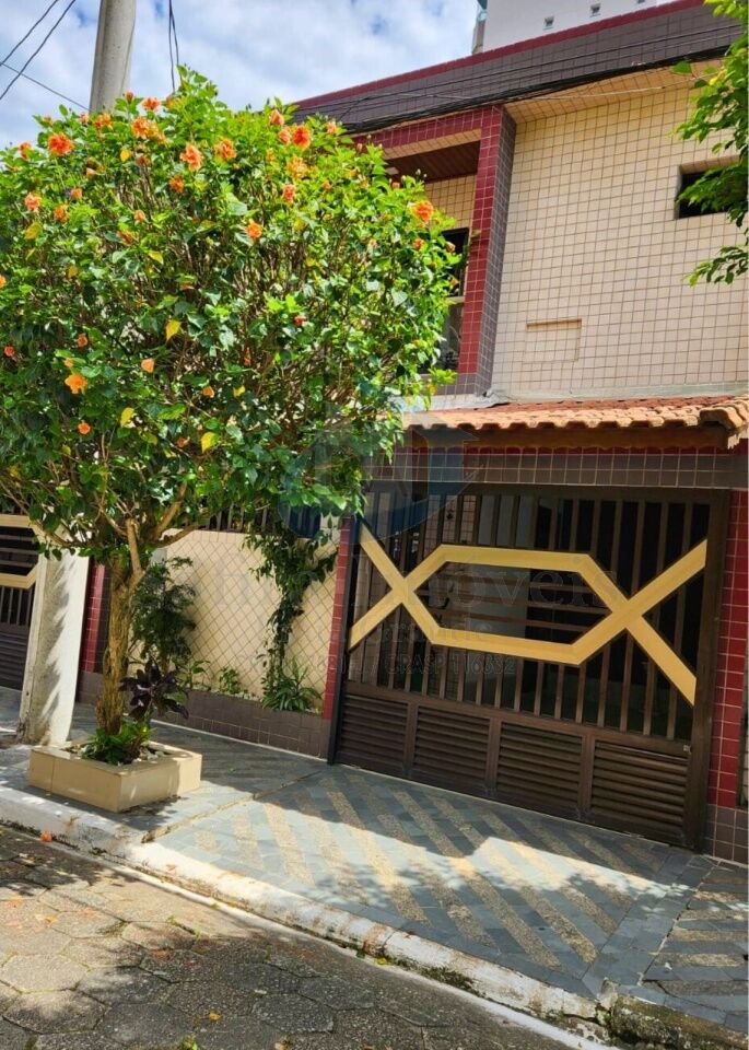 Casa Assobradada para Venda - Guilhermina