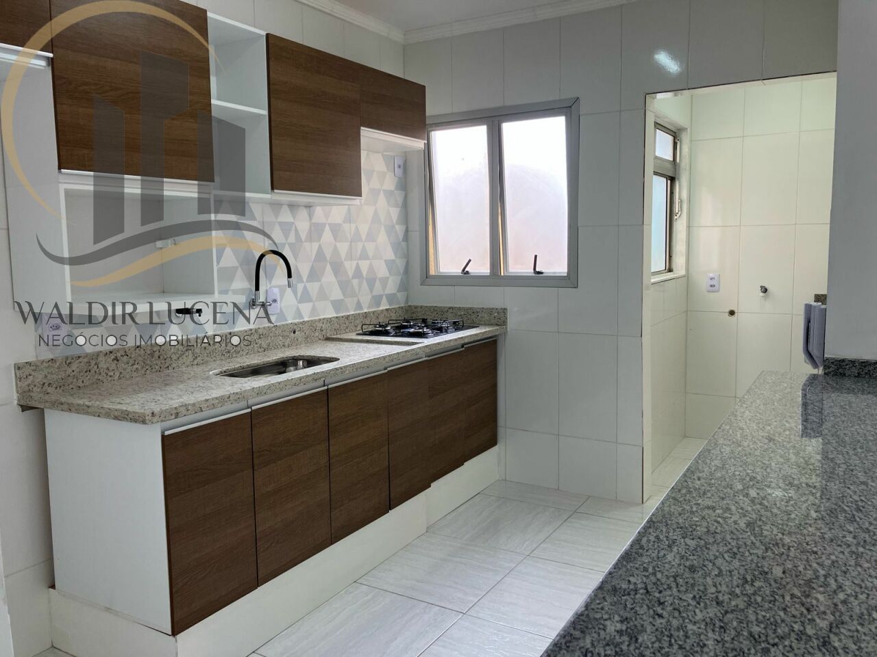 Apartamento para Venda - Santa Teresinha