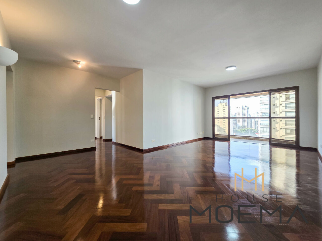 Apartamento para Venda - Moema