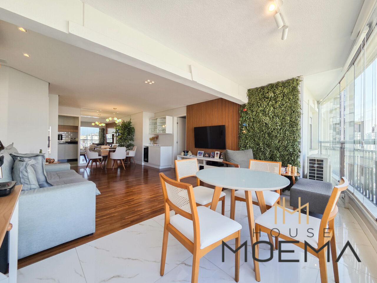 Apartamento para Venda - Moema