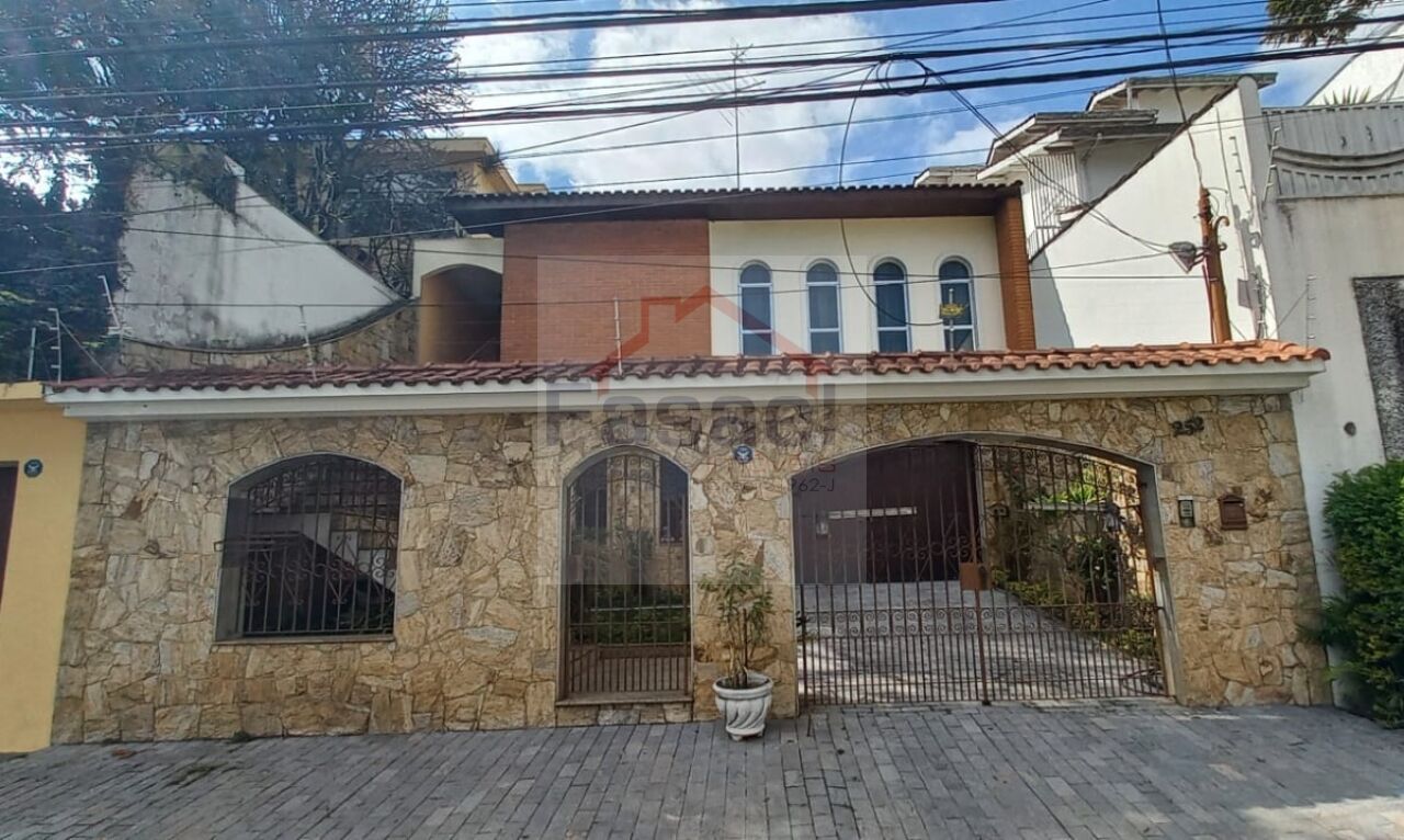 Casa Assobradada para Venda - Jardim Virginia Bianca