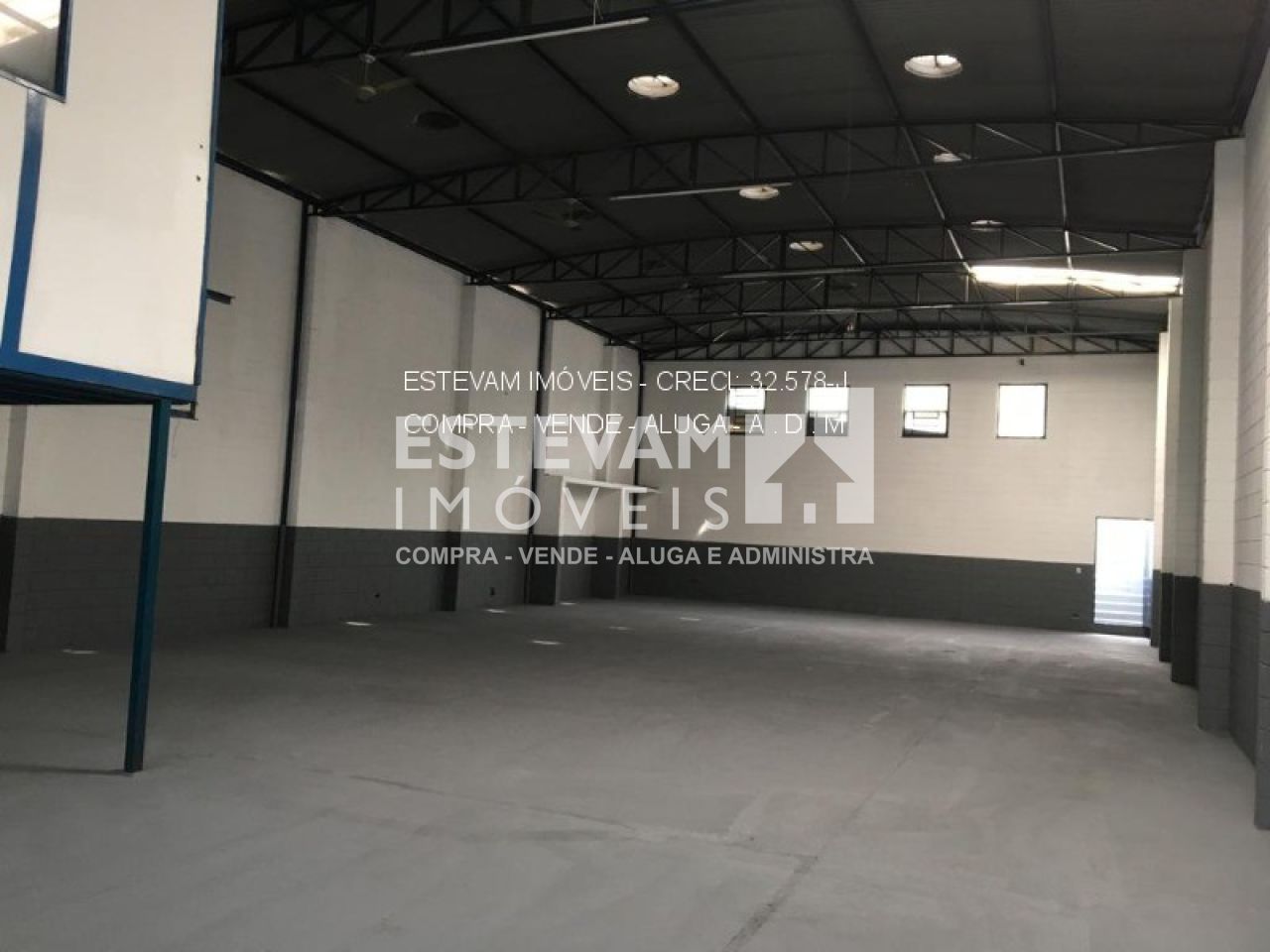 Galpão para Venda - Parque Laguna