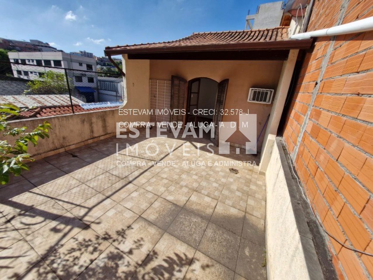 Casa para Venda - Jardim Três Irmãos