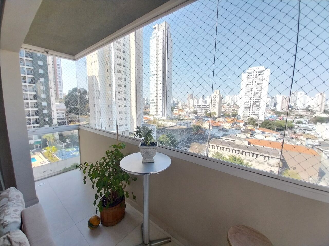 Apartamento à venda na Vila Mariana, 3 dormitórios sendo 1 suíte e 2 vagas