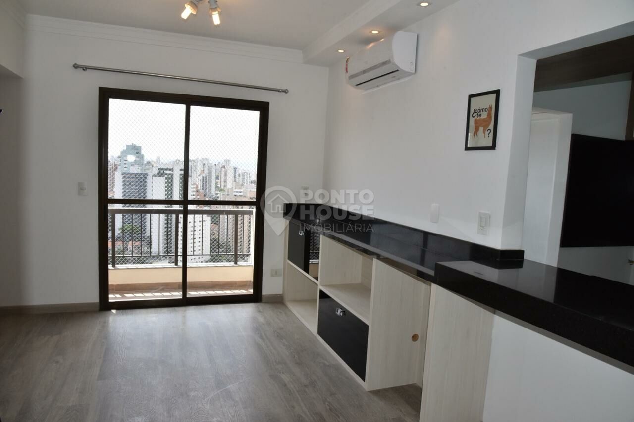 Cobertura Duplex à venda no bairro Saúde de 2 dormitórios, 3 banheiros e 2 vagas