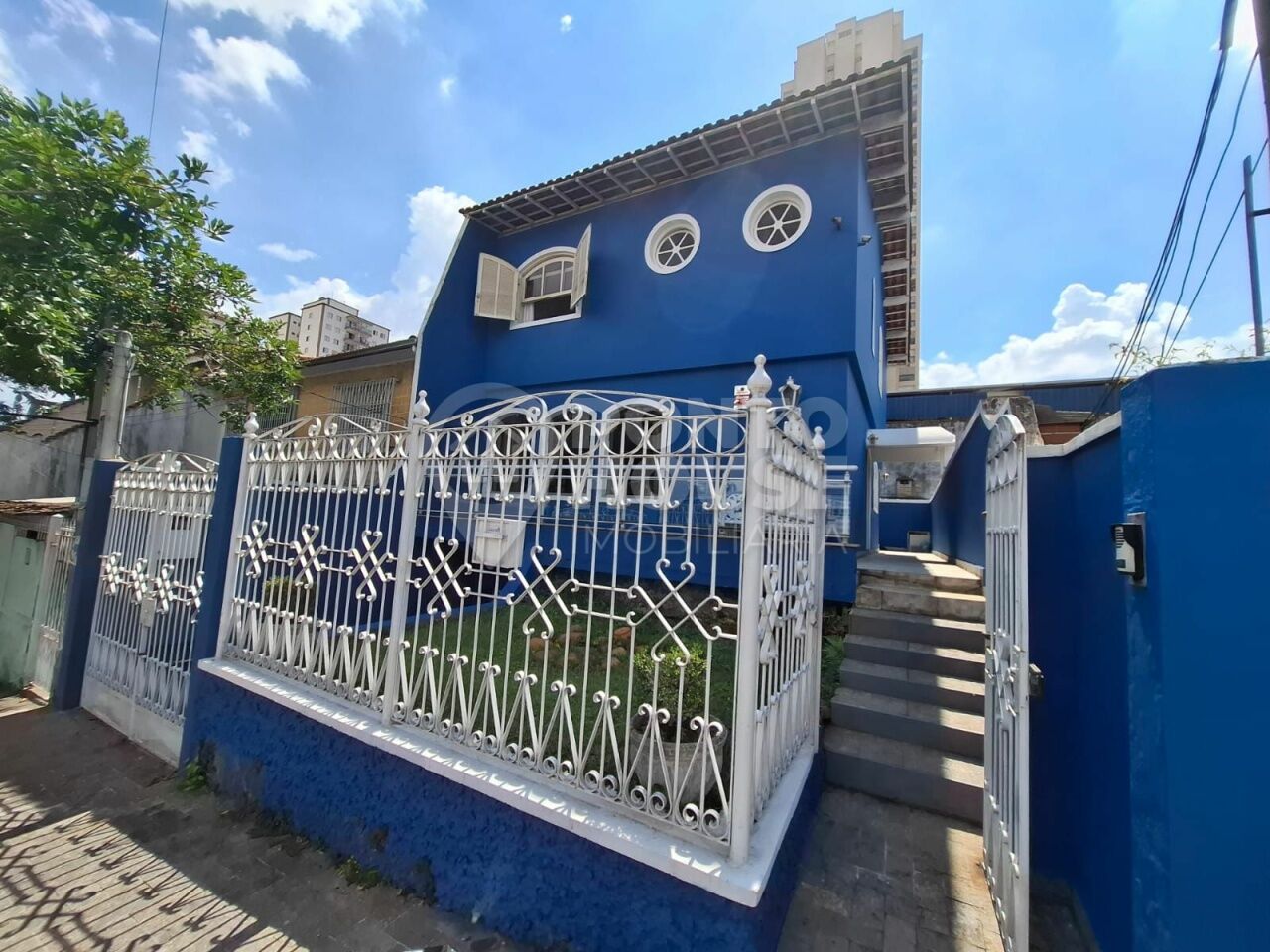 Sobrado à venda no bairro Vila Vera, 3 dormitórios, 1 suíte e 5 vagas