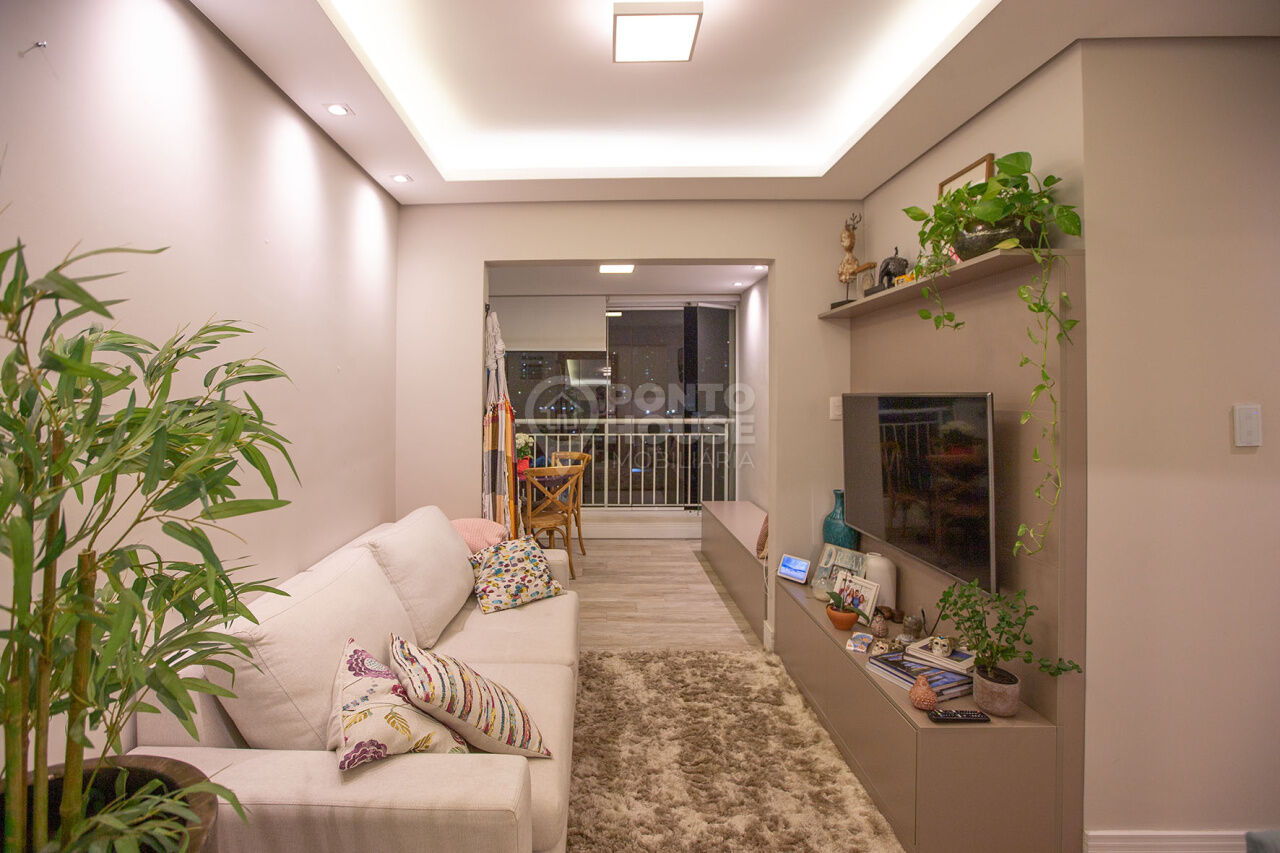 Apartamento à venda no bairro Saúde 2 dormitórios, suíte, 2 banheiros e 1 vaga
