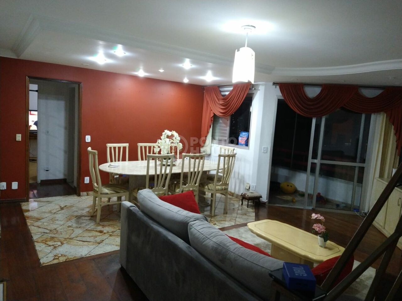 Cobertura à venda na Saúde, 3 dormitórios, 1 suíte, 3 vagas e terraço gourmet