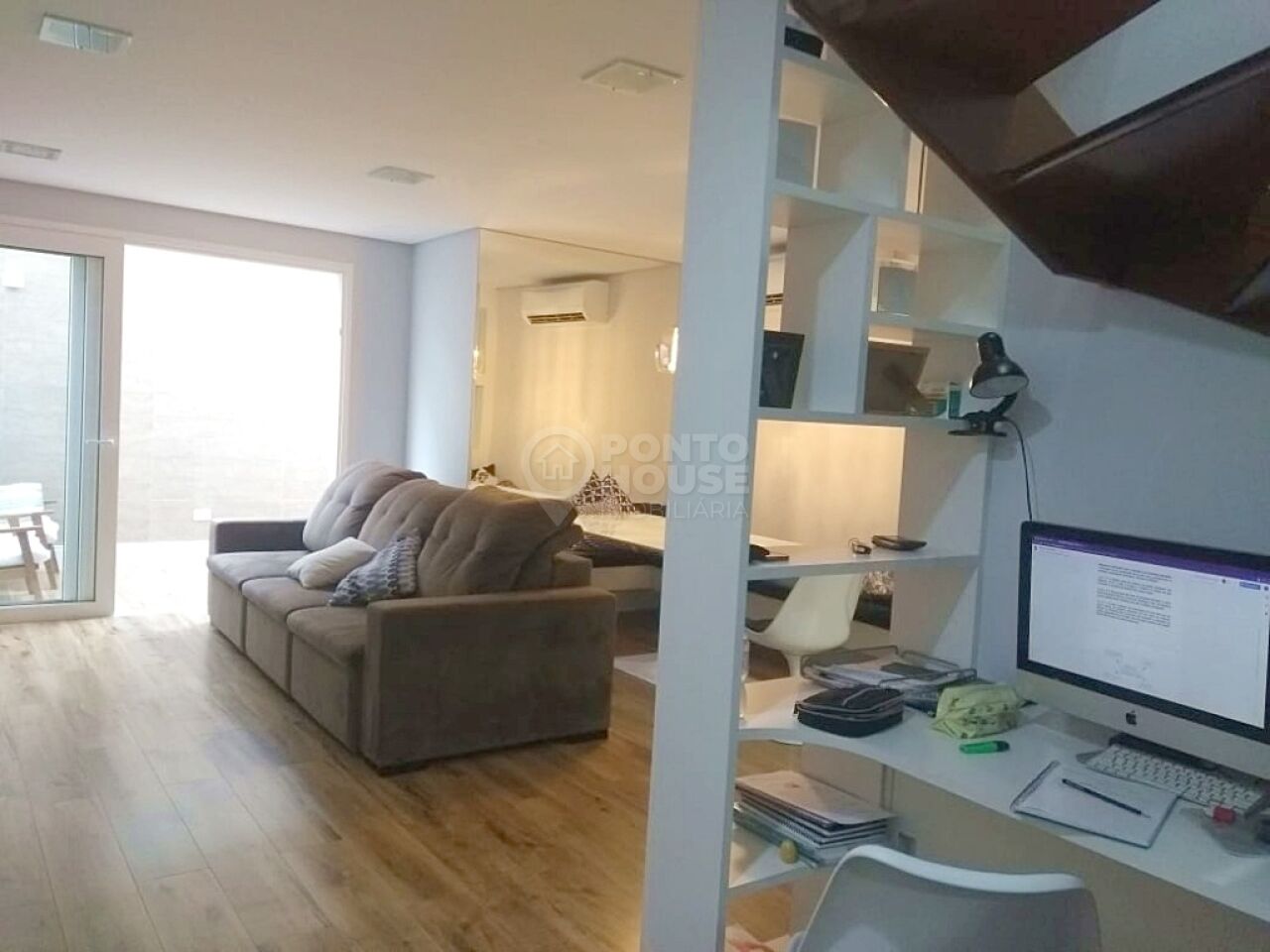 Sobrado à vendano bairro  Jardim da Saúde com 3 dormitórios, 1 suíte e 2 vagas
