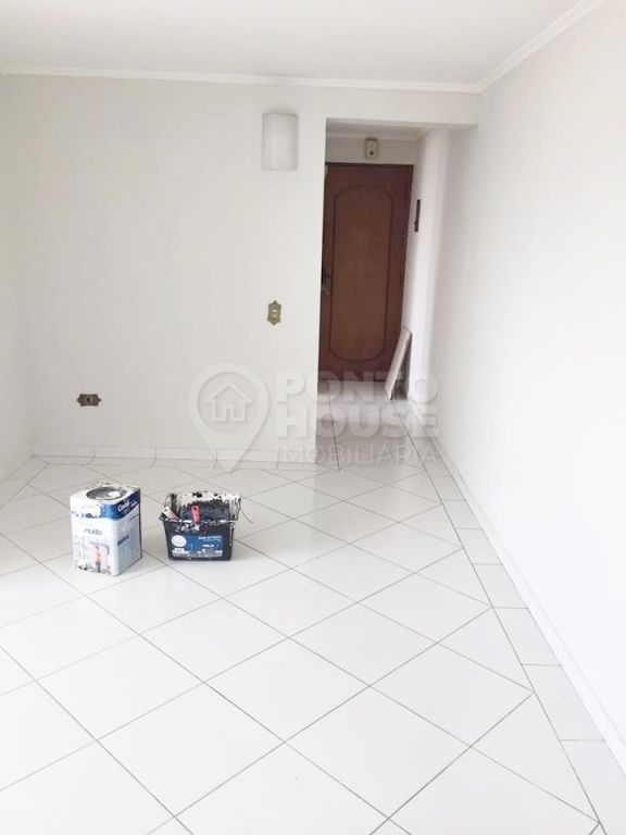 Apartamento à venda no bairro da Vila Gumercindo de 2 dormitórios e 1 vaga