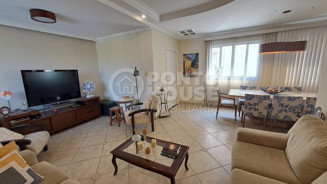Casa à venda Vila Mariana, 3 suítes, 2 vagas + escritório independente, permuta