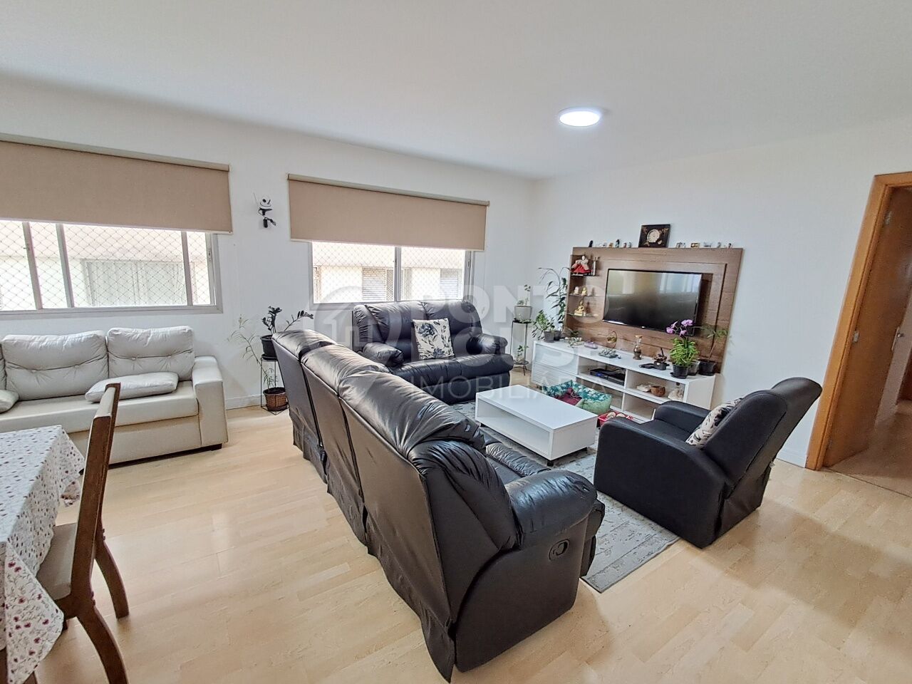 Apartamento à venda 200 metros do Metro Paraiso 3 dormitórios 110mts 1 vaga 