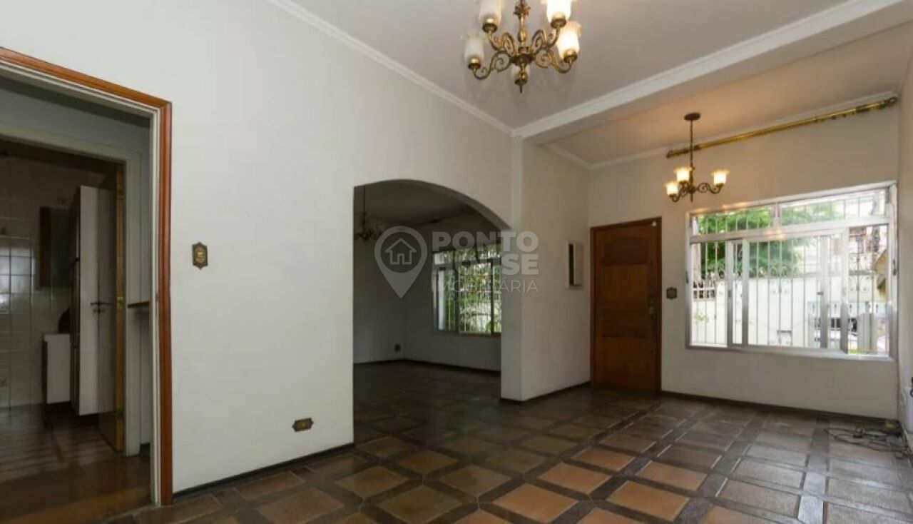 Casa à venda no Planalto Paulista com 3 dormitórios, 1 suíte 