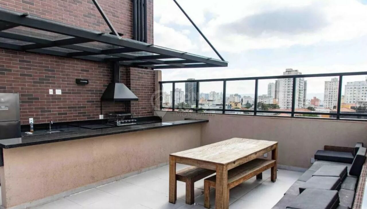 Apartamento à venda na Aclimação com Varanda e área de lazer