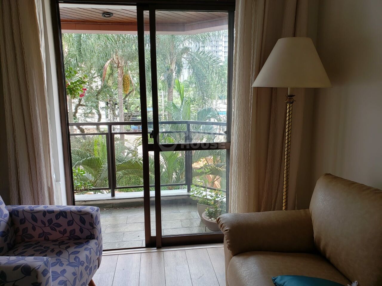 Apartamento à venda na Vila Mariana com  3 dormitórios, suíte, 2 vagas. 