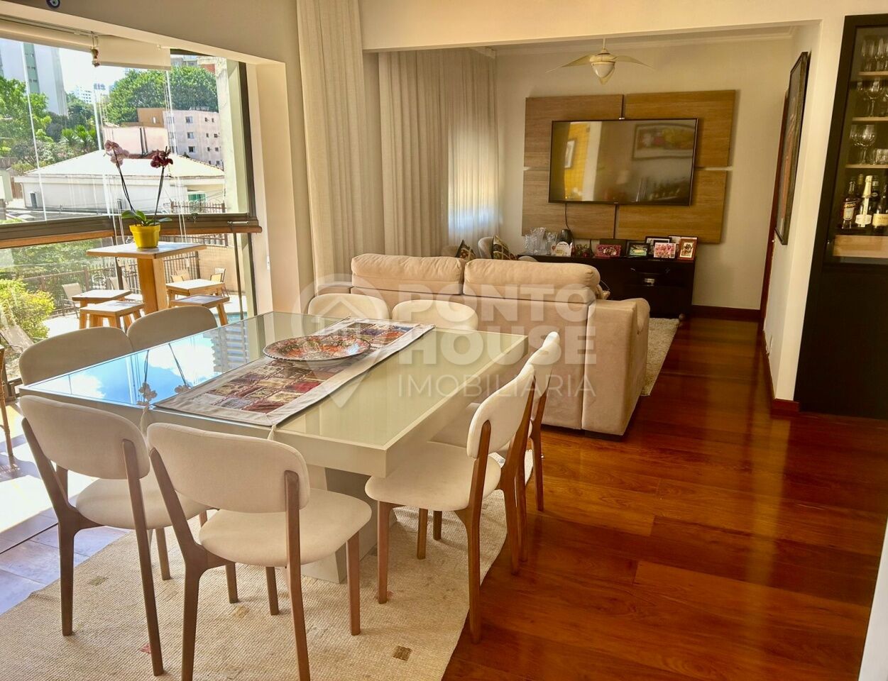 Apartamento à venda Vila Mariana com 125m², 4 dormitórios, 4 banheiros e 2 vagas
