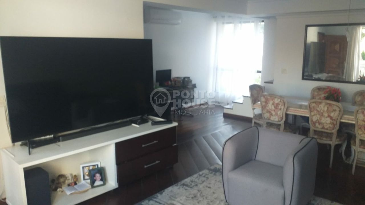 Sobrado à venda no Bairro da Vila Mariana com 3 quartos sendo 3 Suítes