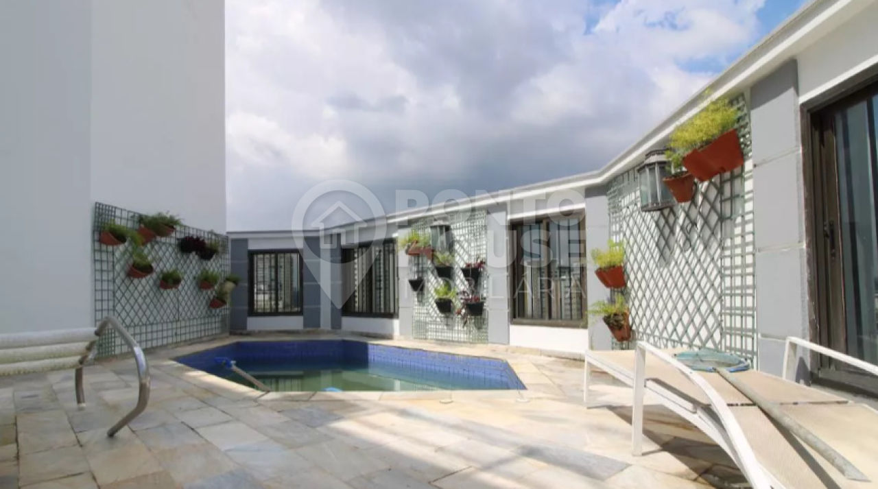 Apartamento à venda e locação no Campo Belo com 4 suítes e 5 vagas