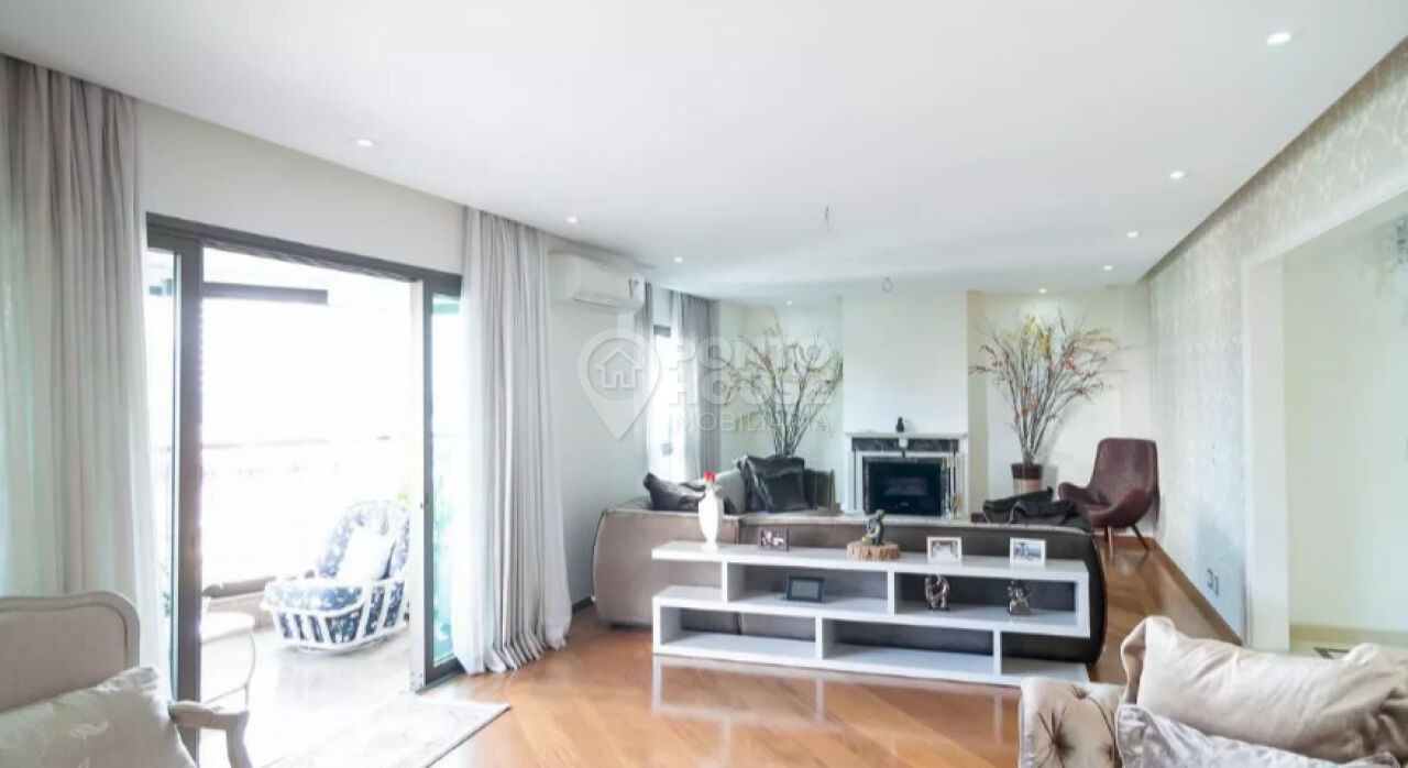 Apartamento à venda no Campo Belo com 4 quartos, 4 suítes e 4 vagas