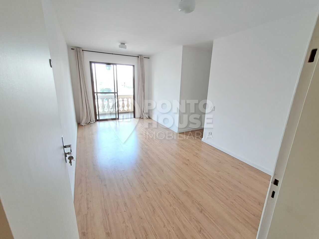 Apartamento à venda e locação na Vila Mariana, perto do metro 3 dormitórios 
