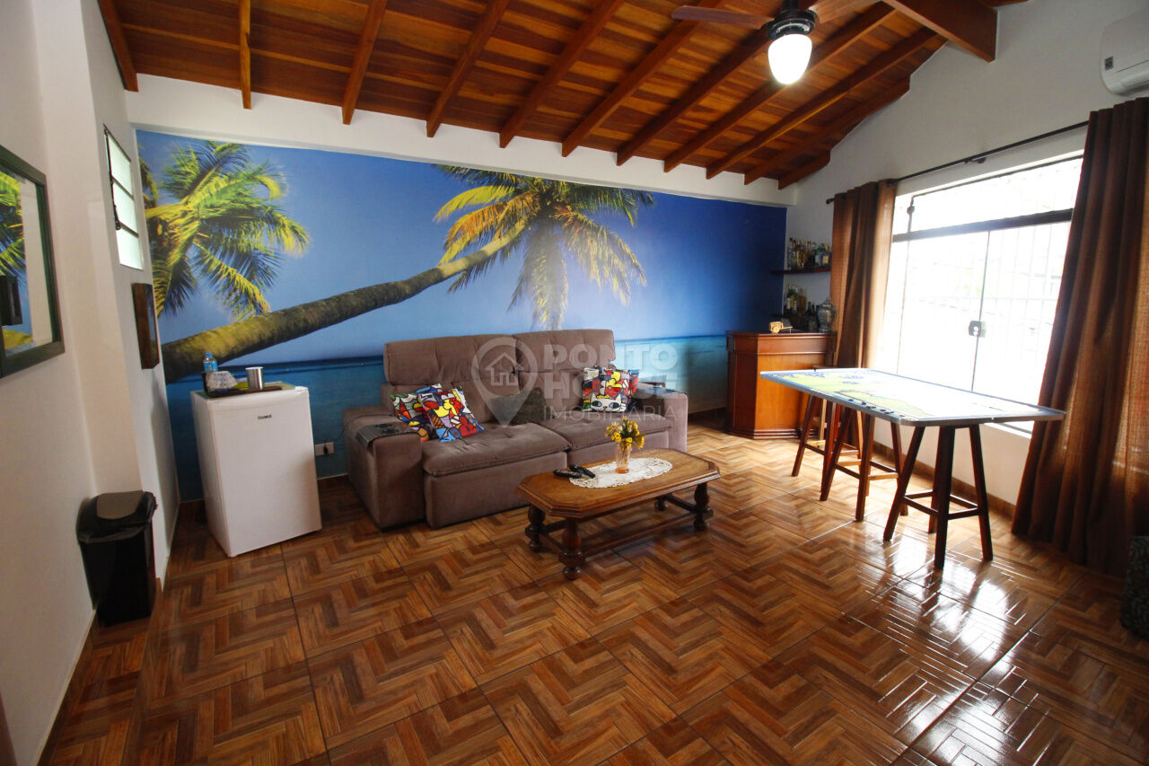 Sobrado à venda de 240² de 4 dormitório, 1 suite 2 vagas