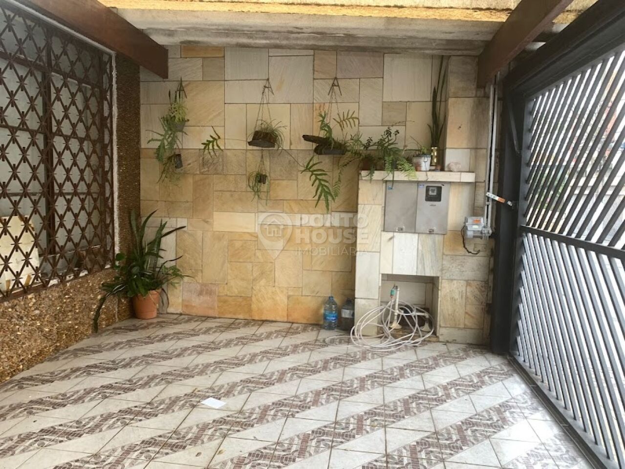 Sobrado à venda com 4 dormitórios, 9 vagas no bairro Mirandópolis