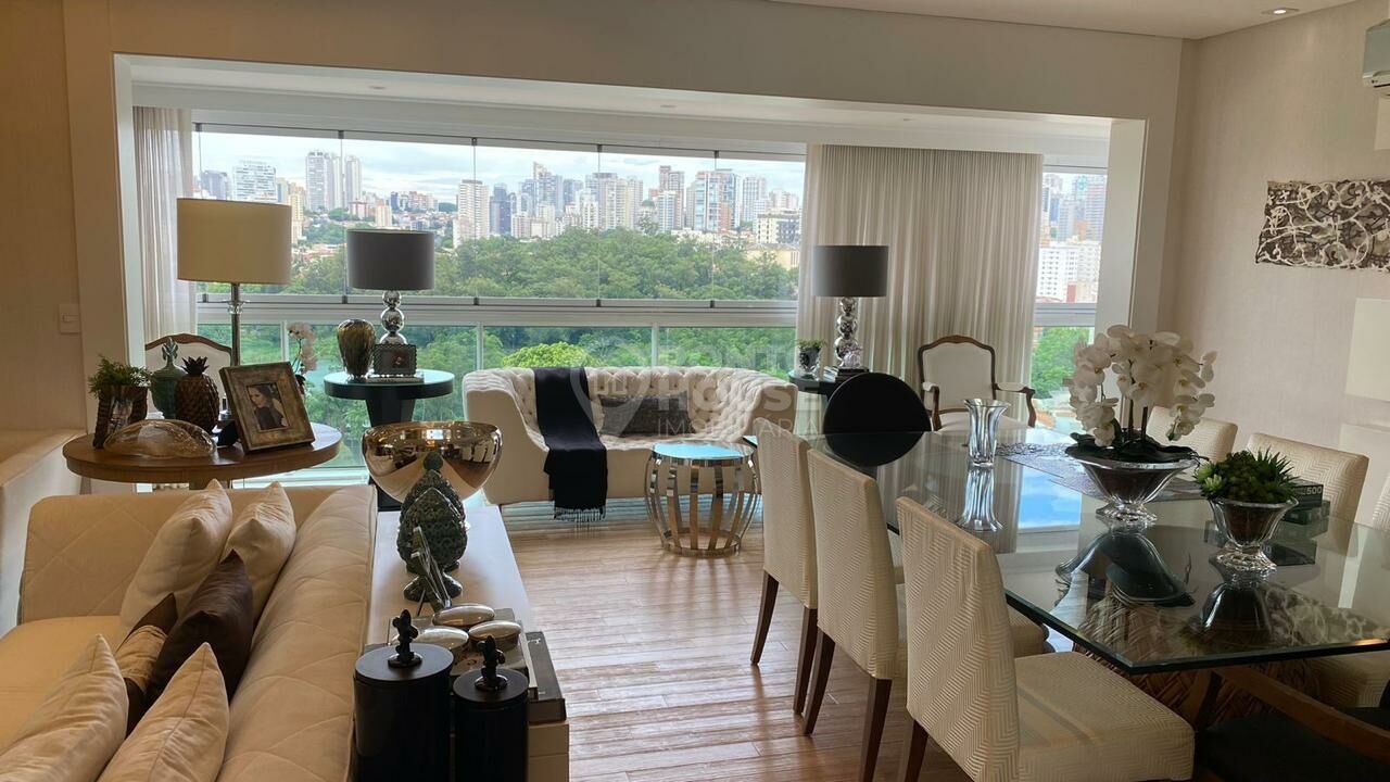 Apartamento à venda na Aclimação, vista para do Parque, 04 dormitórios 04 vagas 