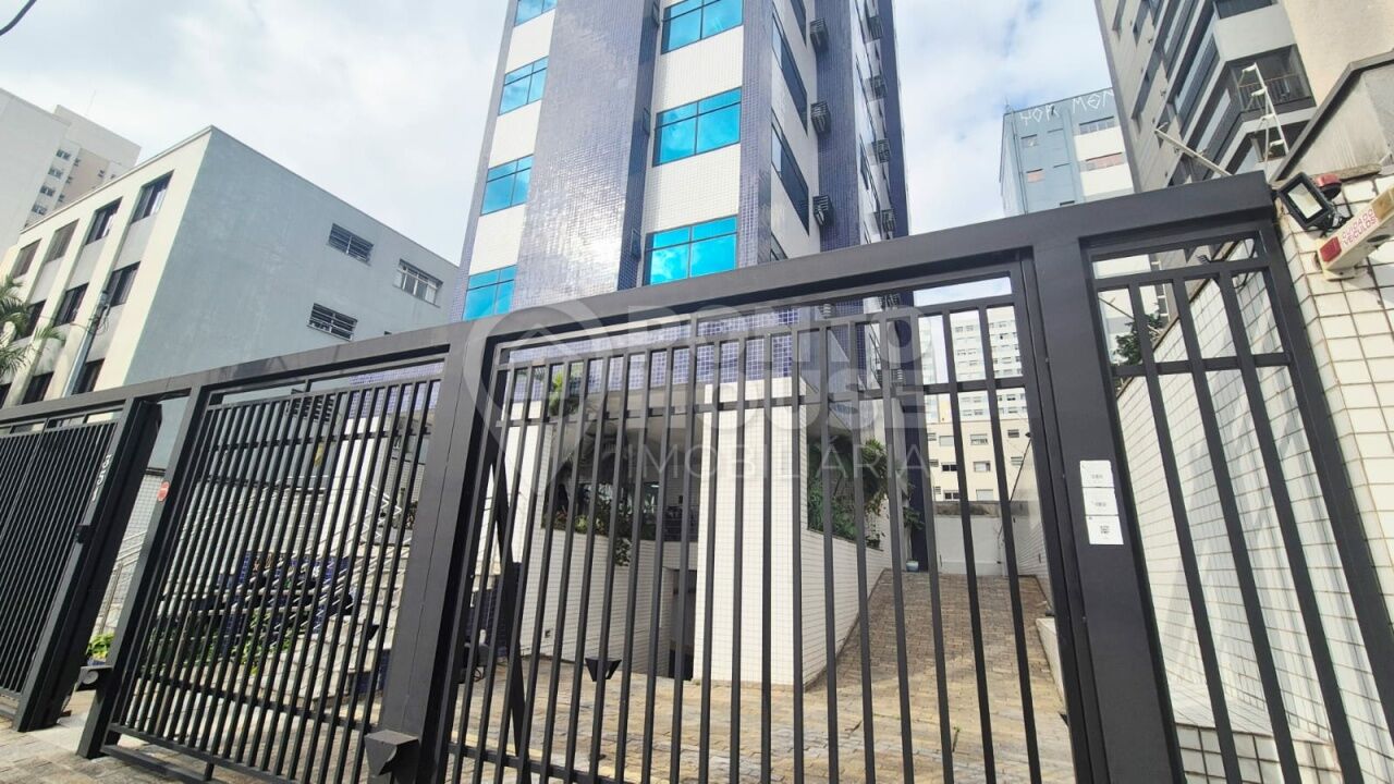 Sala comercial 60m² para locação na saúde, cozinha, 2 banheiros e 1 vaga - Saúde