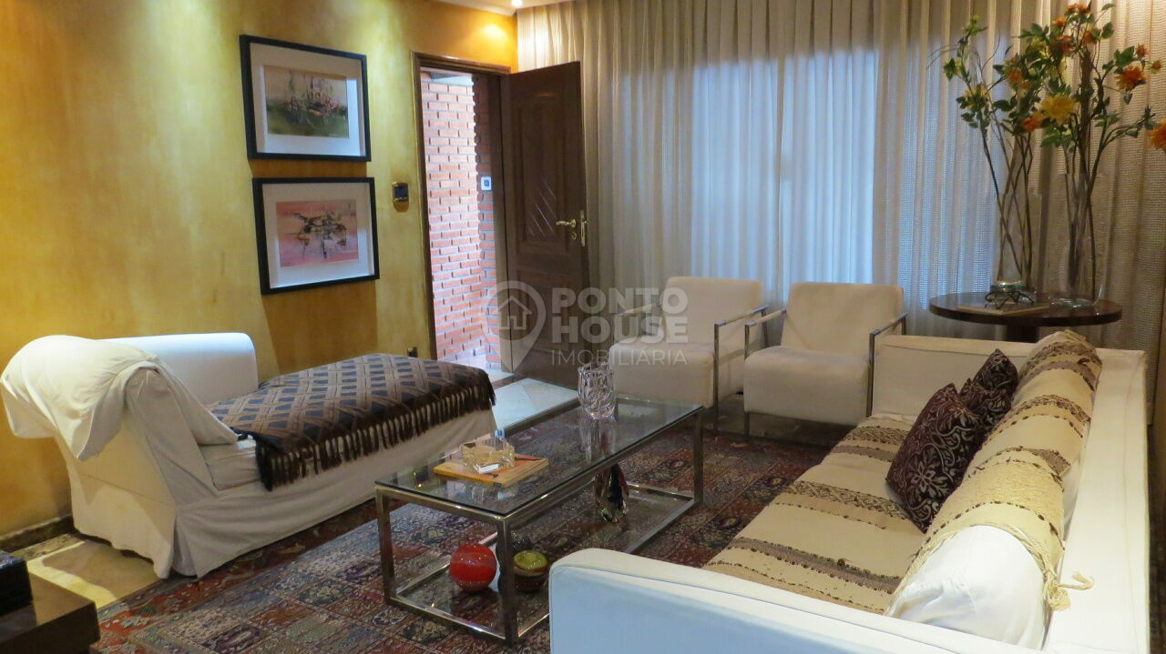 Casa à Venda Planalto Paulista 3 Dormitórios, 2 Vagas, Bem Localizada, Rua Plana