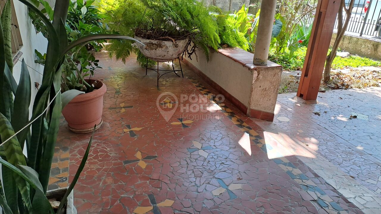 Sobrado à Venda Planalto Paulista 3 Dormitórios, 3 Vagas, Isolado, 258 m²