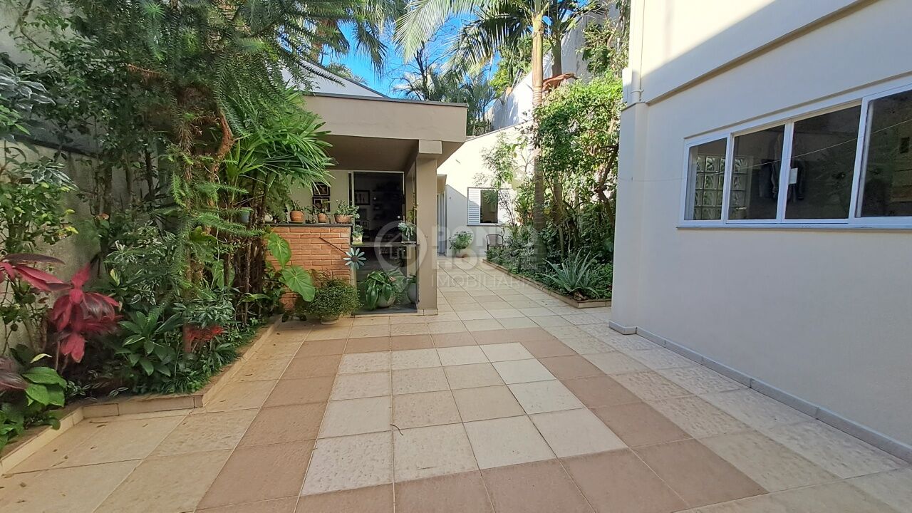 Casa à Venda Planalto Paulista 3 Dormitórios, 4 Vagas, Quintal com Área Gourmet