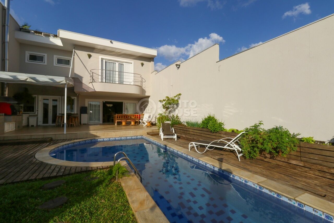 Casa à Venda Planalto Paulista, 5 Suítes, 8 Vagas, Moderna, Próxima Clube Sírio