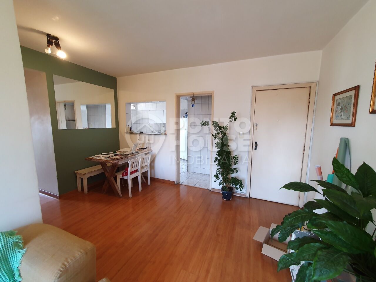 Apartamento à venda, bairro Mirandópolis de 2 dormitórios, 2 banheiros e 1vaga