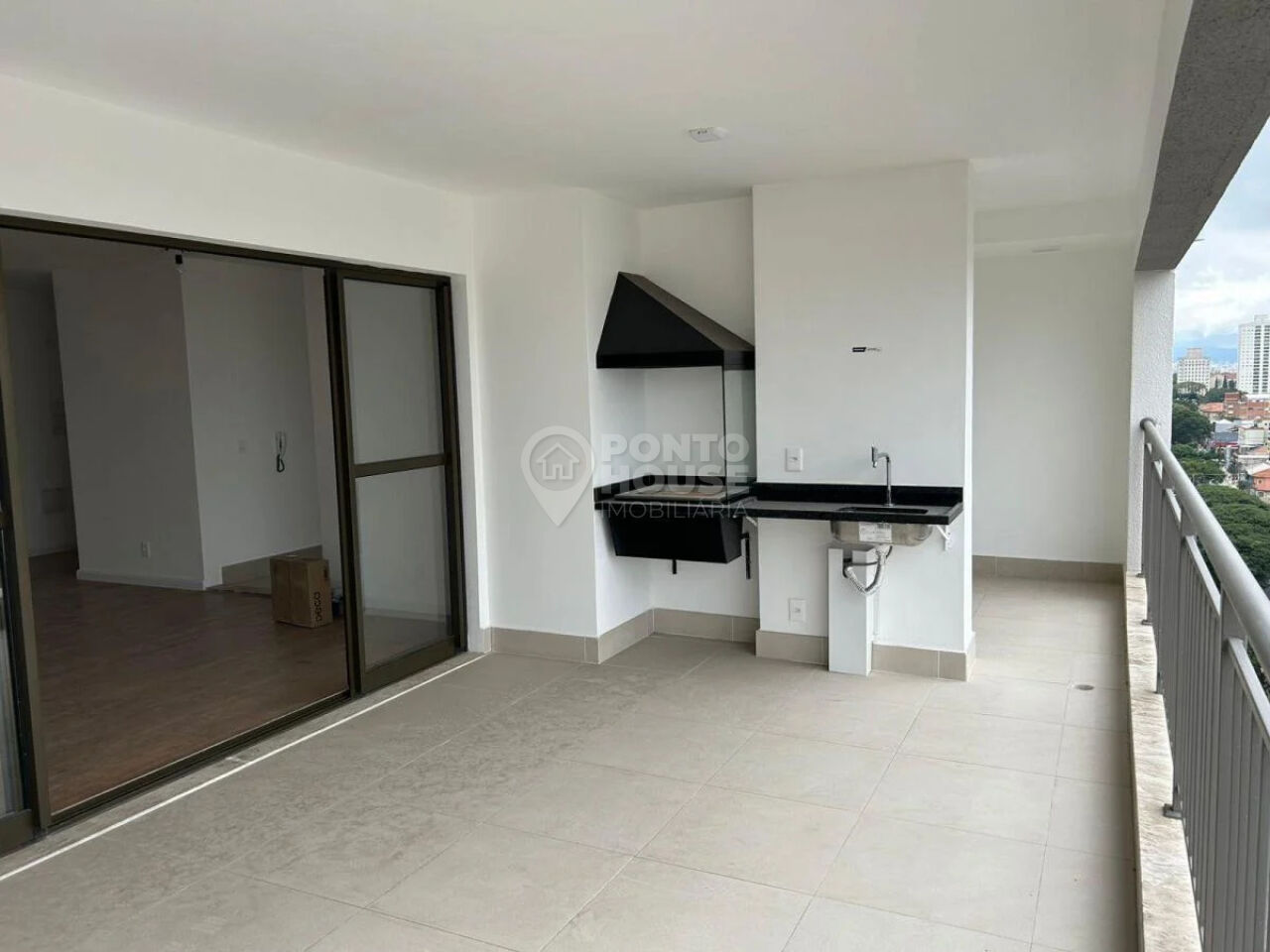 Apartamento à venda no bairro Ipiranga, varanda gourmet 3 dormitórios, 3 suítes, 2 vagas