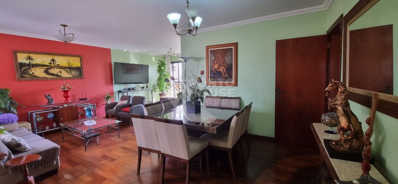 Apartamento à venda no bairro Jardim da Saúde, 141m², 3 dormitórios, 1 suíte e 4 vagas 