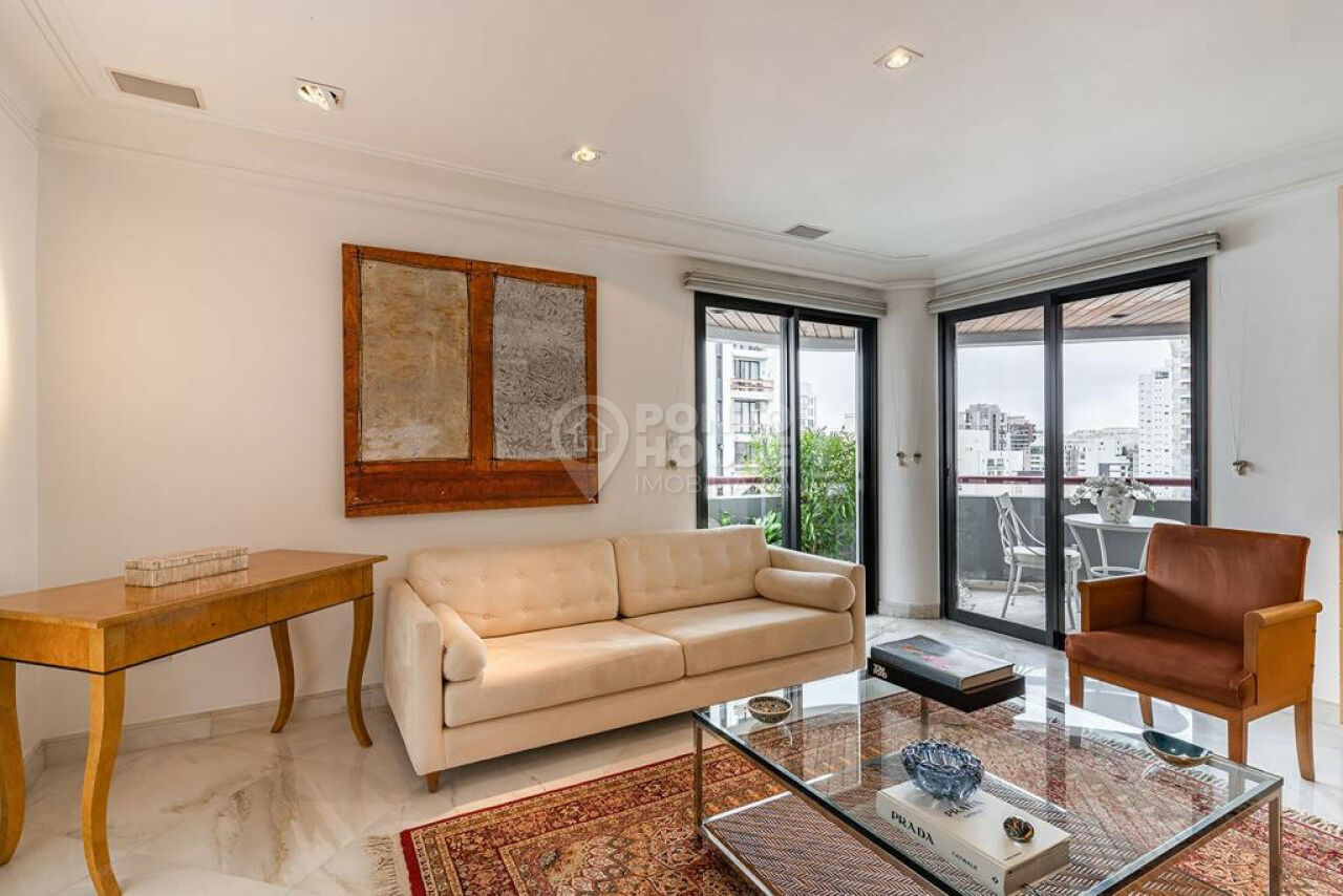 Apartamento  à venda, região de Moema, 3 Dormitórios, 1 Suíte, 4 Banheiros, 2 Vagas, Varanda.