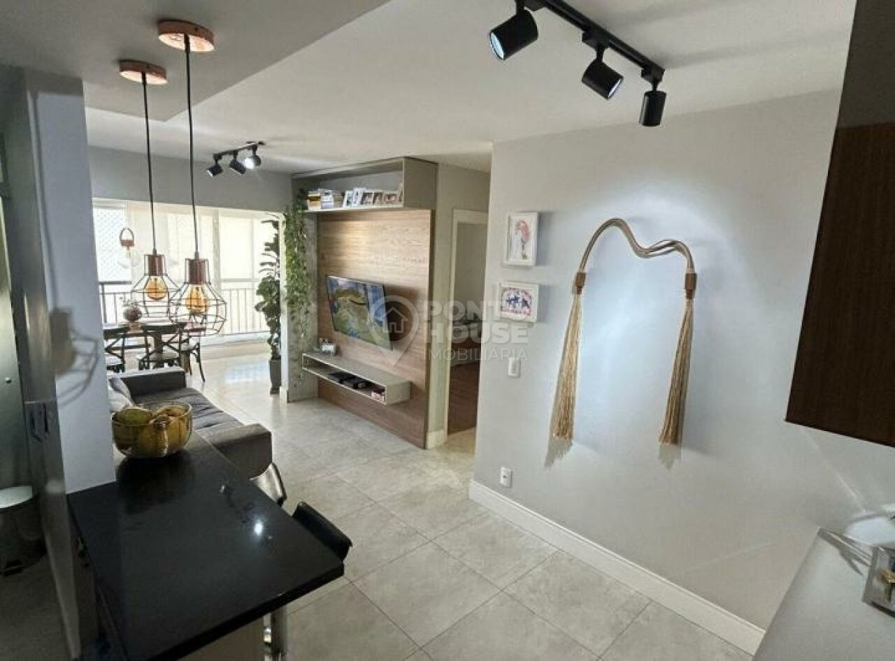 Apartamento à venda no Bairro Ipiranga com 2 Dormitórios, 1 suíte e 1 vaga