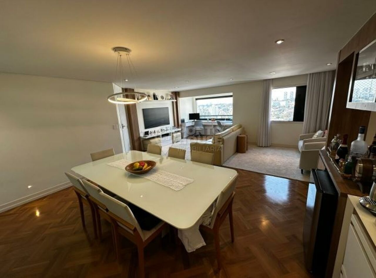 Apartamento à venda na Vila Mariana com 2 dormitórios, 1 suíte e 2 vagas 