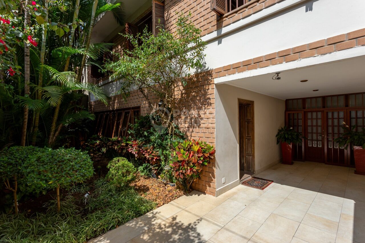Casa de Vila à Venda Planalto Paulista, 4 Dormitórios, Piscina, 2 a 4 Vagas 