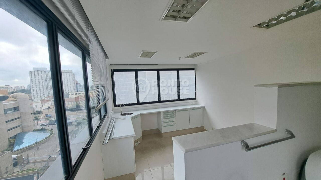 Conjunto comercial à venda na Vila Mariana perto do metro 3 salas 1 vaga 48mts2