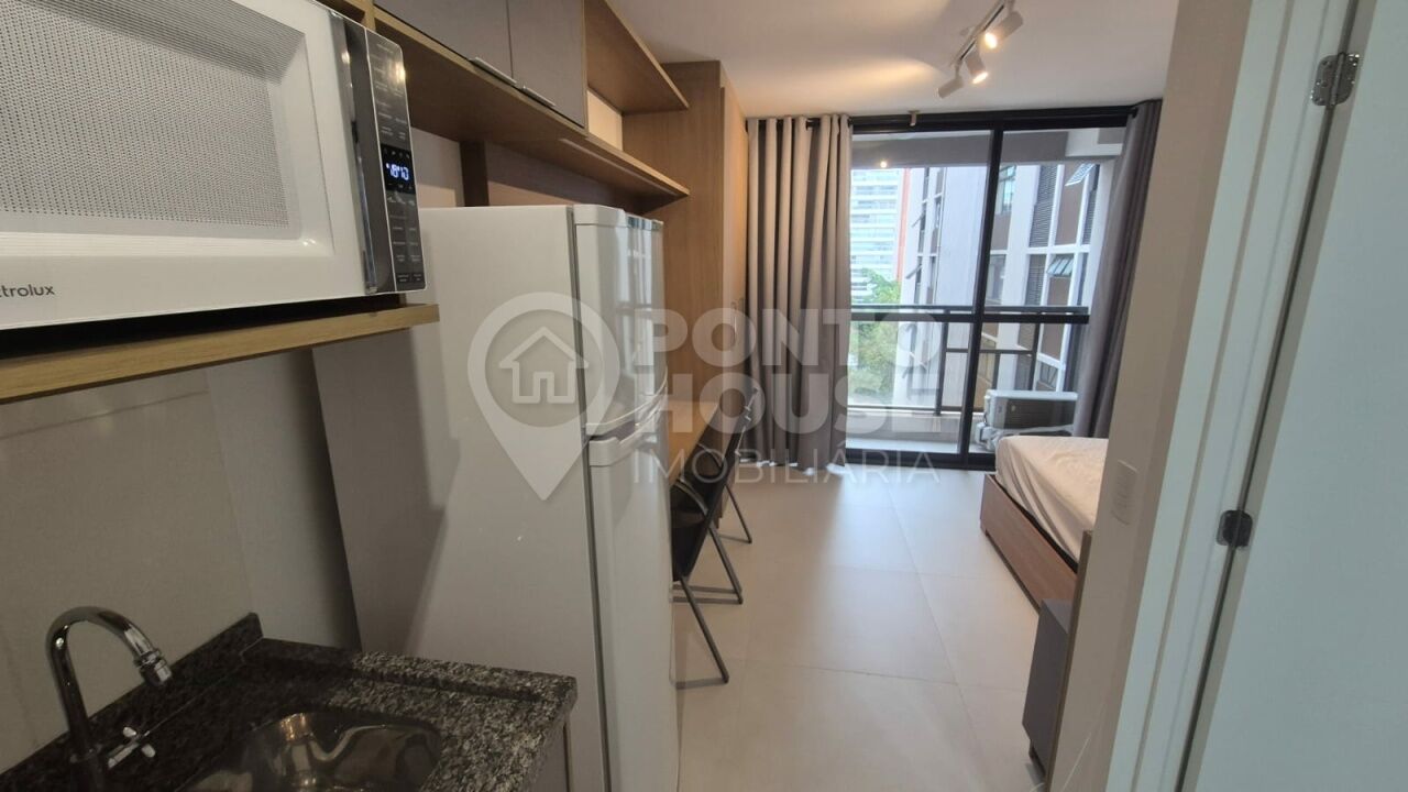 Studio para locação de 24m², próximo ao metrô Vila Mariana mobiliado com varanda