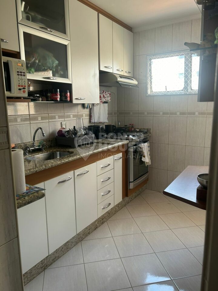 Apartamento à venda na Saúde com 2 dormitórios, 1 banheiro, sala e 1 vaga